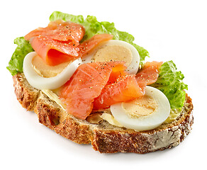 Image showing bread slice with egg and salmon