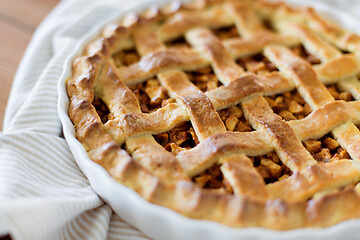 Image showing close up of apple pie in baking mold