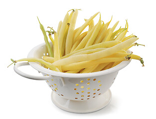 Image showing yellow beans in white colander