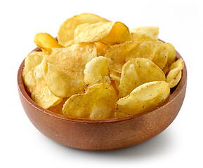 Image showing potato chips in wooden bowl