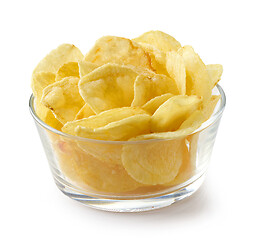 Image showing glass bowl of potato chips