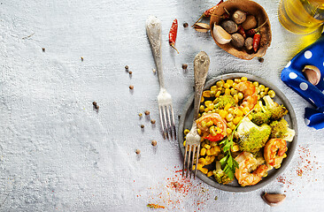 Image showing salad with shrimps