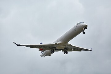 Image showing Commercial Plane Landing