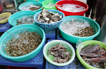 Image showing Seafood in a Vietnamese street market