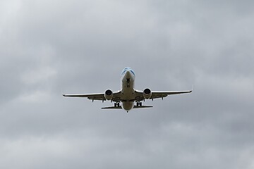 Image showing Commercial Plane Landing