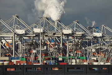 Image showing Gantry cranes for cargo containers