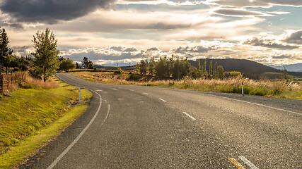 Image showing road to horizon New Zealand south island