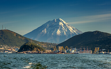 Image showing Petropavlovsk-Kamchatsky ocean and volcano