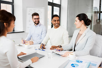 Image showing recruiters having job interview with employee