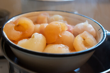 Image showing freshly boiled peeled apples