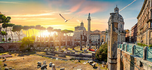 Image showing Trajan column in Italy