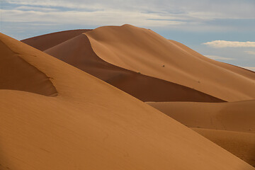 Image showing Big sand dunes in desert