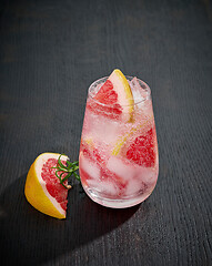 Image showing pink grapefruit drink 