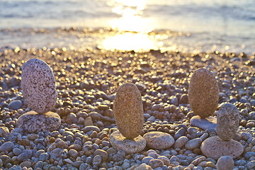 Image showing Beautiful seascape, amazing view of pebble coastline in mild sun