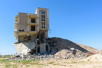 Image showing Demolition of an illegally built house in the riverside