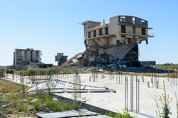 Image showing Demolition of illegally constructed capital construction projects