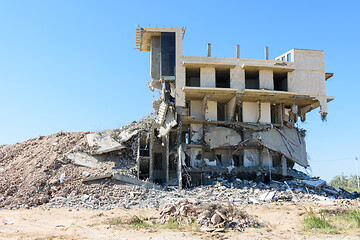 Image showing Half-destroyed building due to illegal development of the coastal strip