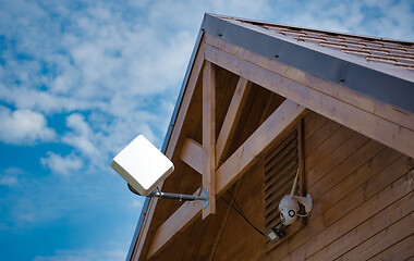 Image showing internet antenna on the house