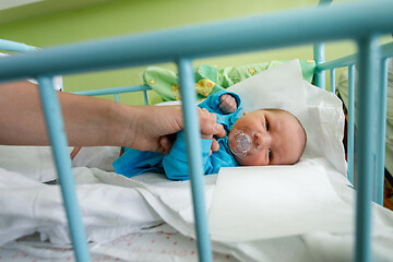 Image showing Newborn baby infant in the hospital