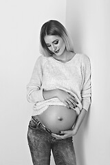 Image showing Beautiful pregnant woman in jeans