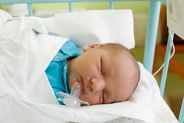 Image showing Newborn baby infant in the hospital