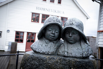 Image showing Statue in Florø