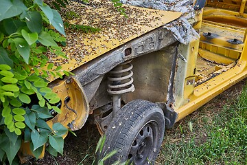 Image showing Car Wreck with missing parts