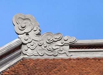 Image showing Decoration on a temple roof in Vietnam