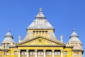 Image showing Az Anker building at Deak Ference Square in Budapest