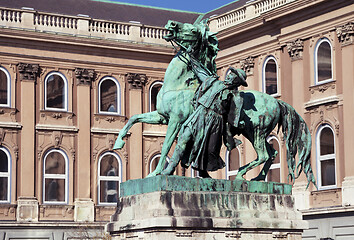 Image showing Statue of the horseherd taming a wild horse near royal palace, Budapest