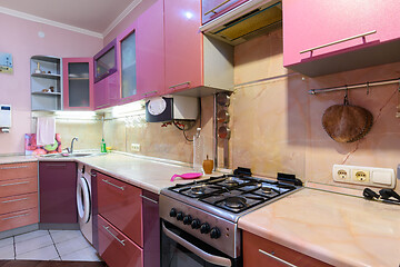 Image showing Kitchen set of a small kitchen in a furnished apartment for rent