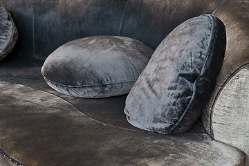 Image showing Couch with pillows