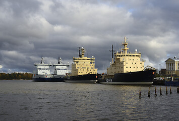 Image showing Finnish icebreakers Urho and Voima at the pier in Helsinki, Finl