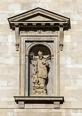 Image showing Statue in a niche of St. Stephen's Basilica in Budapest