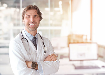 Image showing Senior doctor of medicine in his ordination