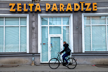 Image showing Bicyclist in city