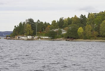 Image showing Norwegian house near the sea.