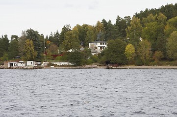 Image showing Norwegian house near the sea.
