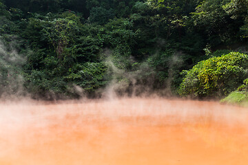 Image showing Red pond in Umi Jigoku at Beppu city