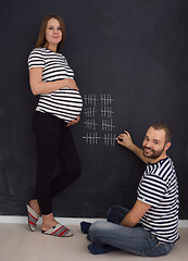 Image showing pregnant couple accounts week of pregnancy