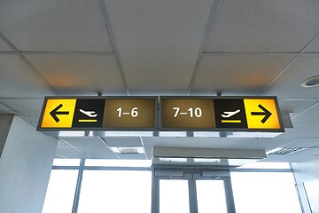 Image showing Airport departure gates sign