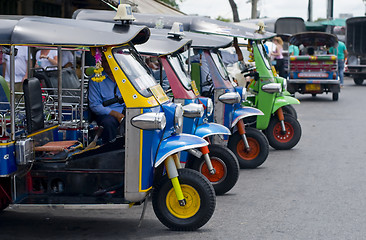 Image showing tuk tuk taxis in bangkok