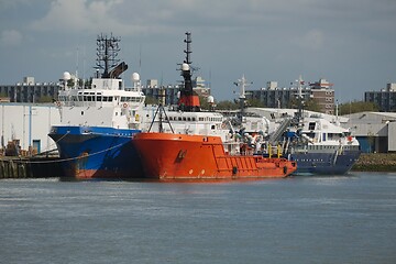 Image showing Industrial ships in dock