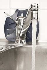 Image showing Chrome tap