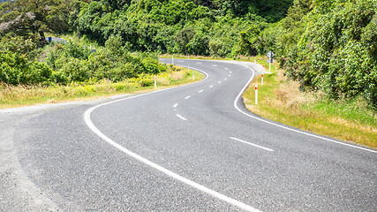 Image showing road scenery in south New Zealand