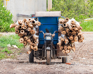 Image showing Three wheeled cargo motorbike in Vietnam