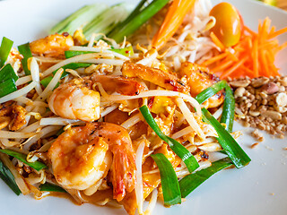 Image showing Thai food, Pad Thai with shrimps