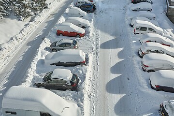 Image showing Winter parking cars