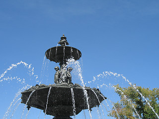 Image showing large fountain