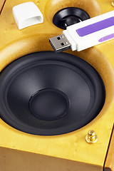 Image showing loudspeaker and usb key